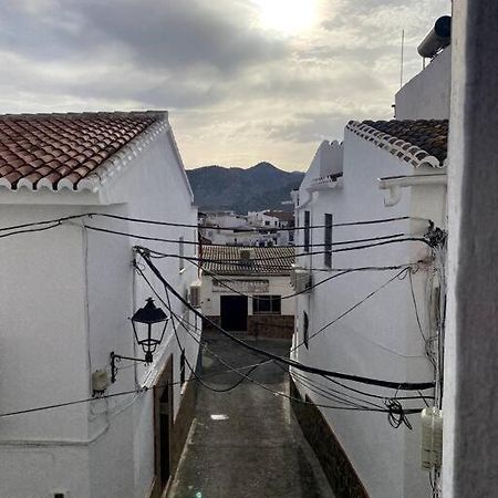 Oasis Alora Naranjos Villa Luaran gambar